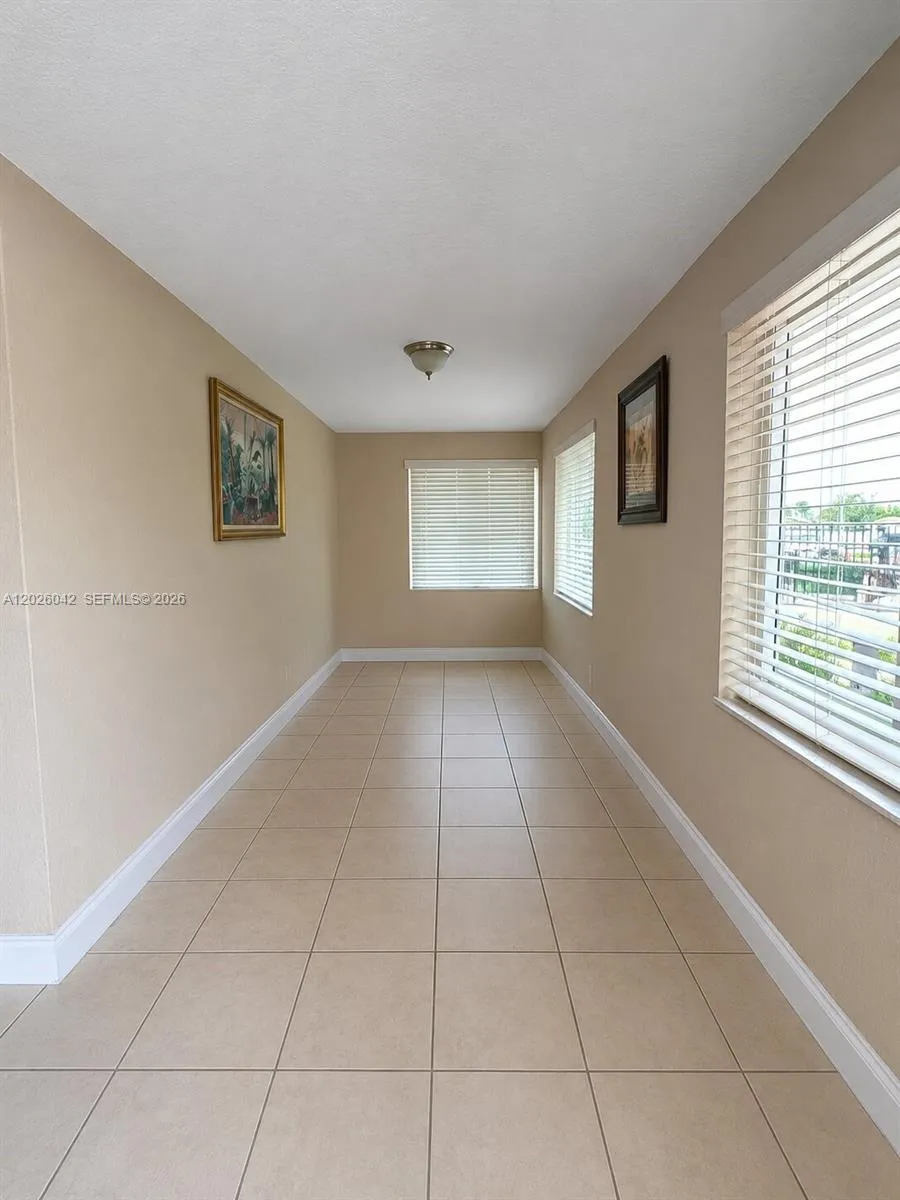 5551 E 4th Ave, Hialeah FL 33013