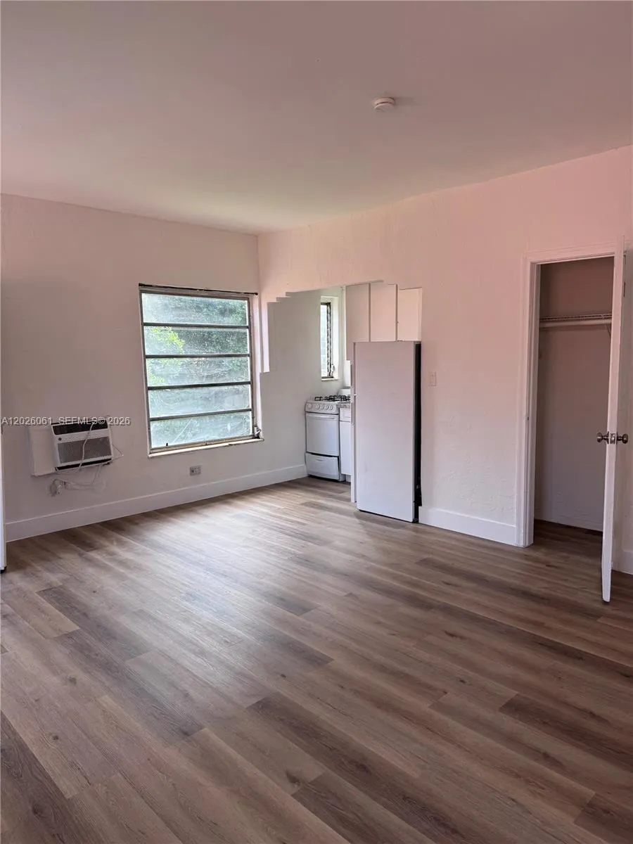 825 Alton Road # 8, Miami Beach FL 33139