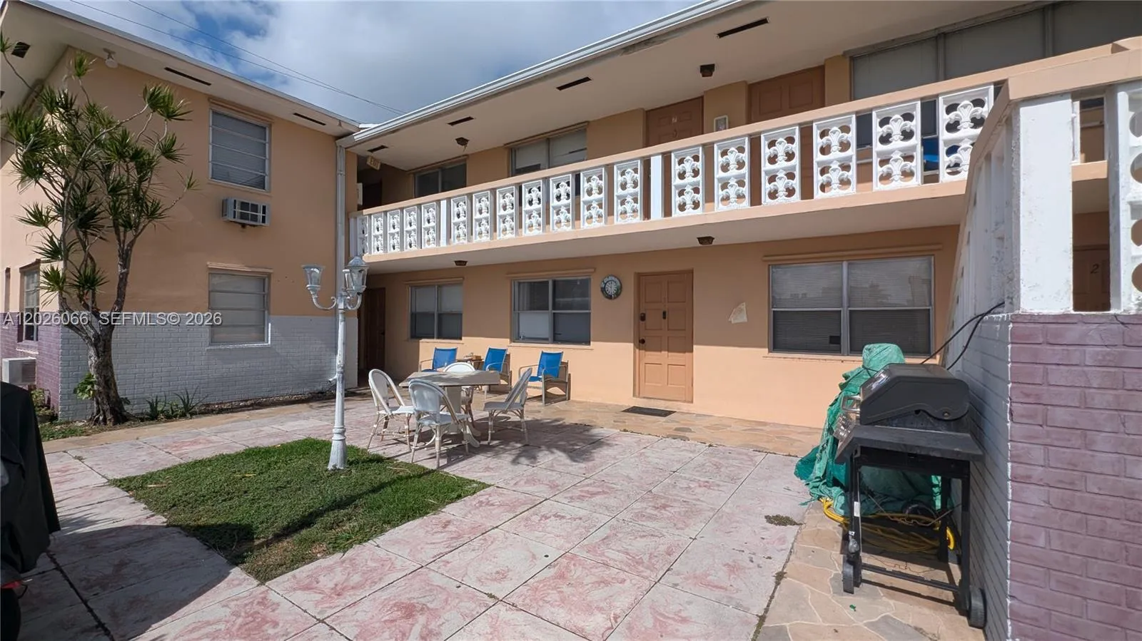 700 Atlantic Shores Blvd # 8, Hallandale Beach FL 33009