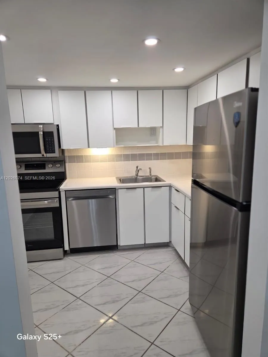 16851 NE 23rd Ave # B601, North Miami Beach FL 33160