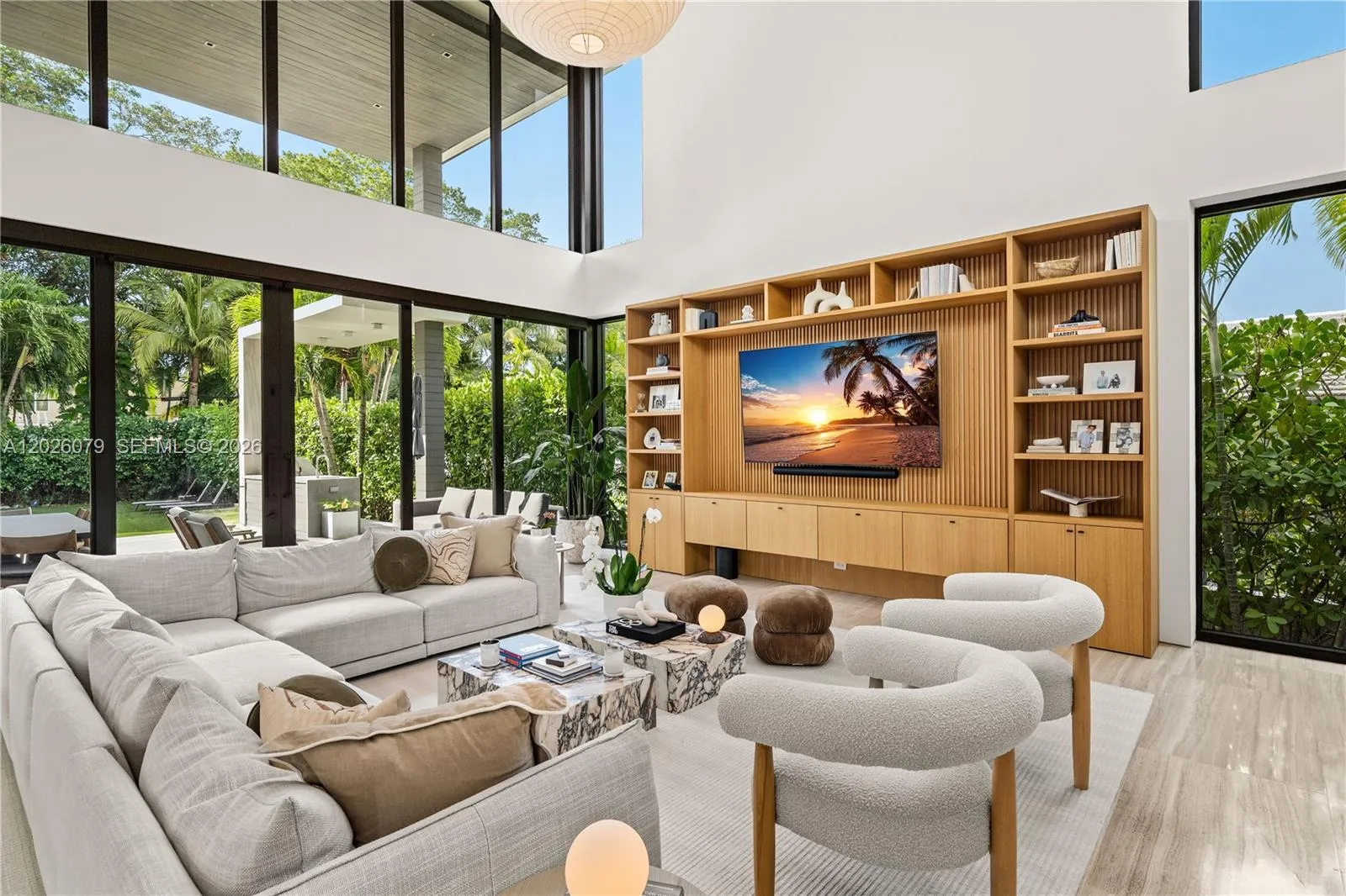 5061 N Bay Rd, Miami Beach FL 33140