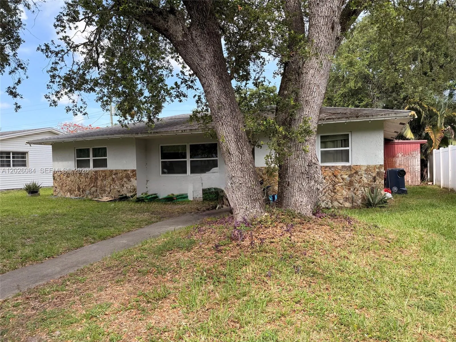 5180 SW 27th Ter, Dania Beach FL 33312