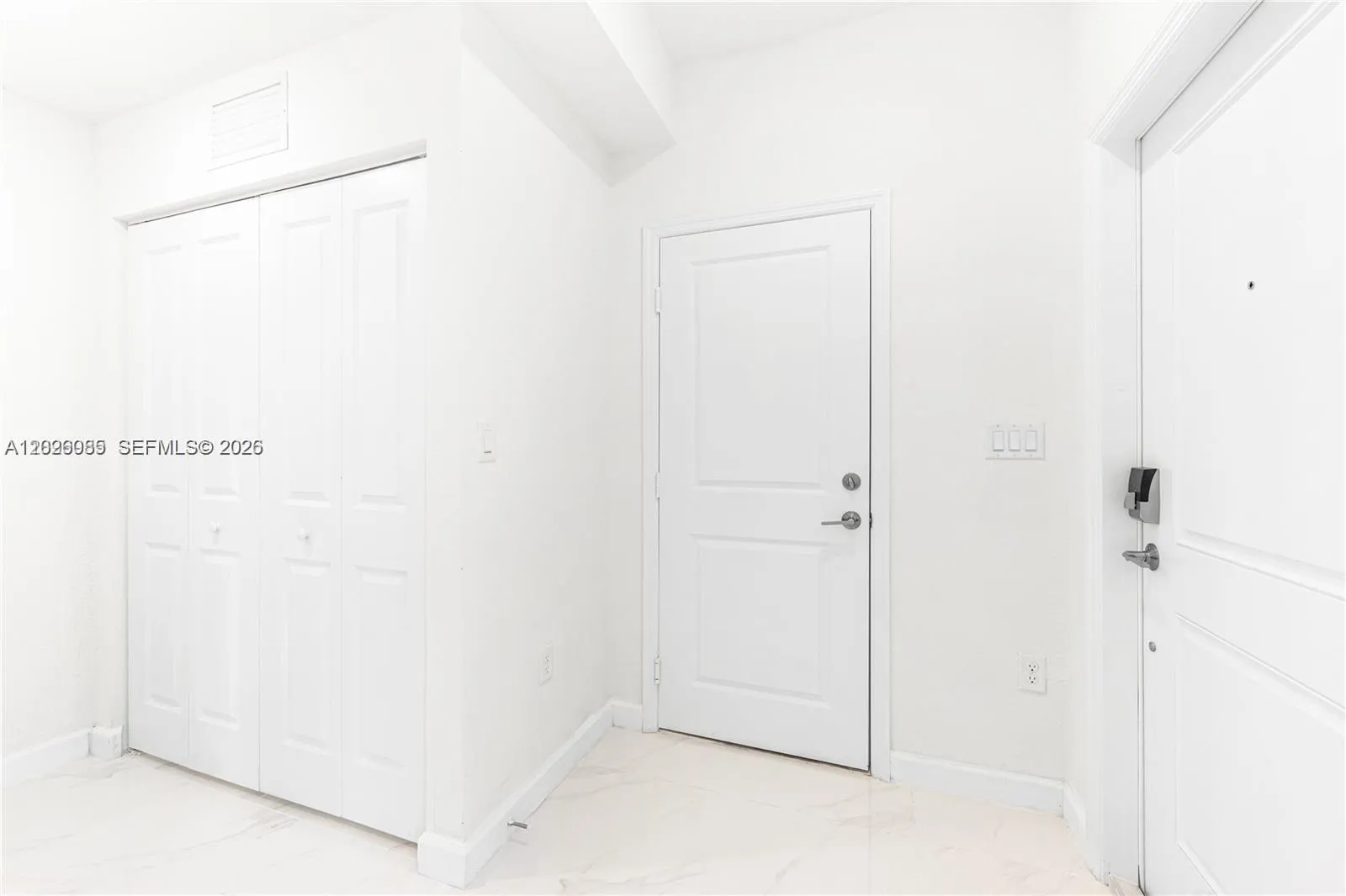 2209 SE 30th St # 2, Homestead FL 33035