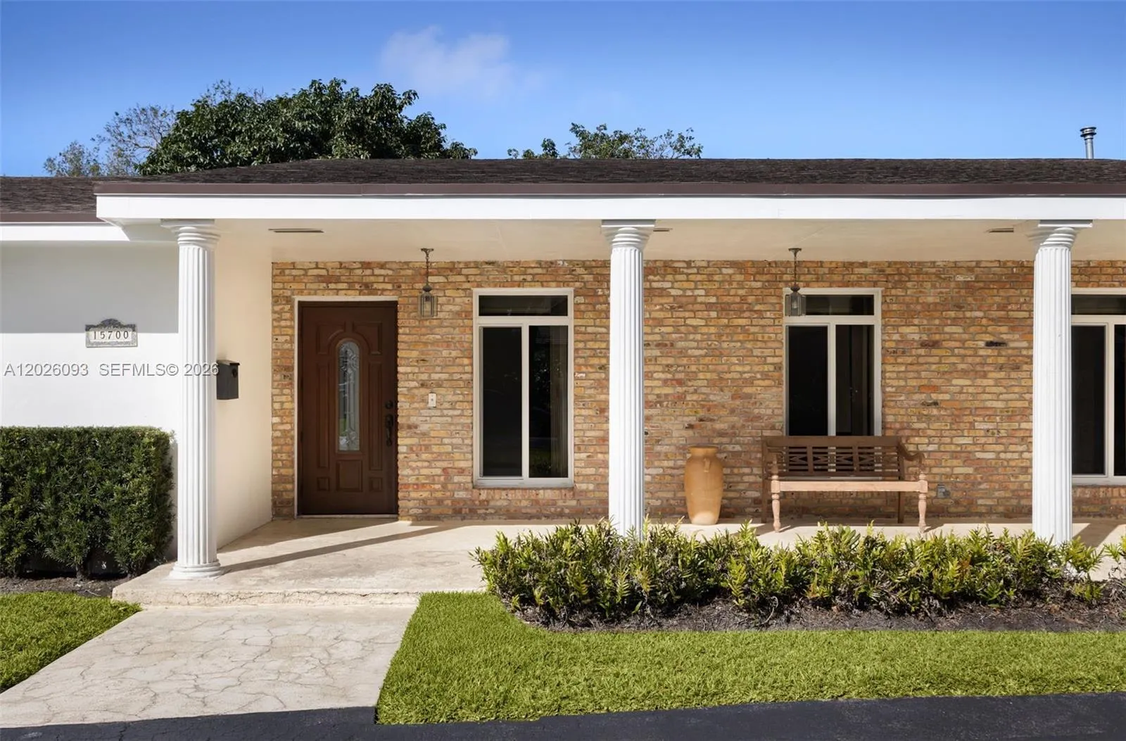 15700 SW 77th Ct, Palmetto Bay FL 33157