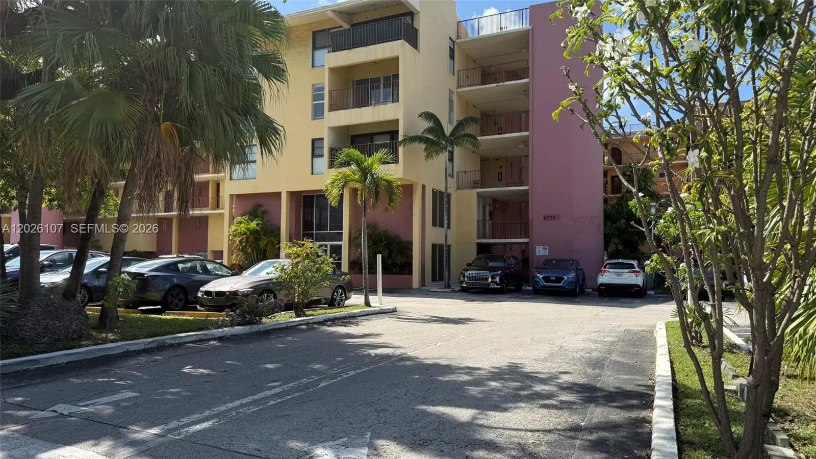 8775 Park Blvd # 104, Miami FL 33172