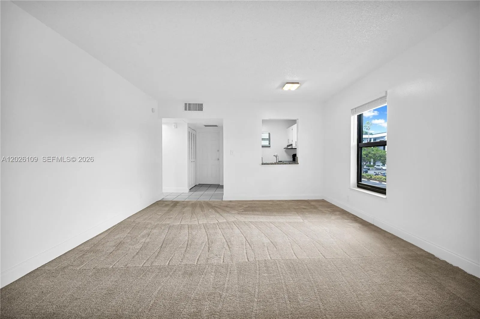 7550 Stirling Rd # V207, Davie FL 33024