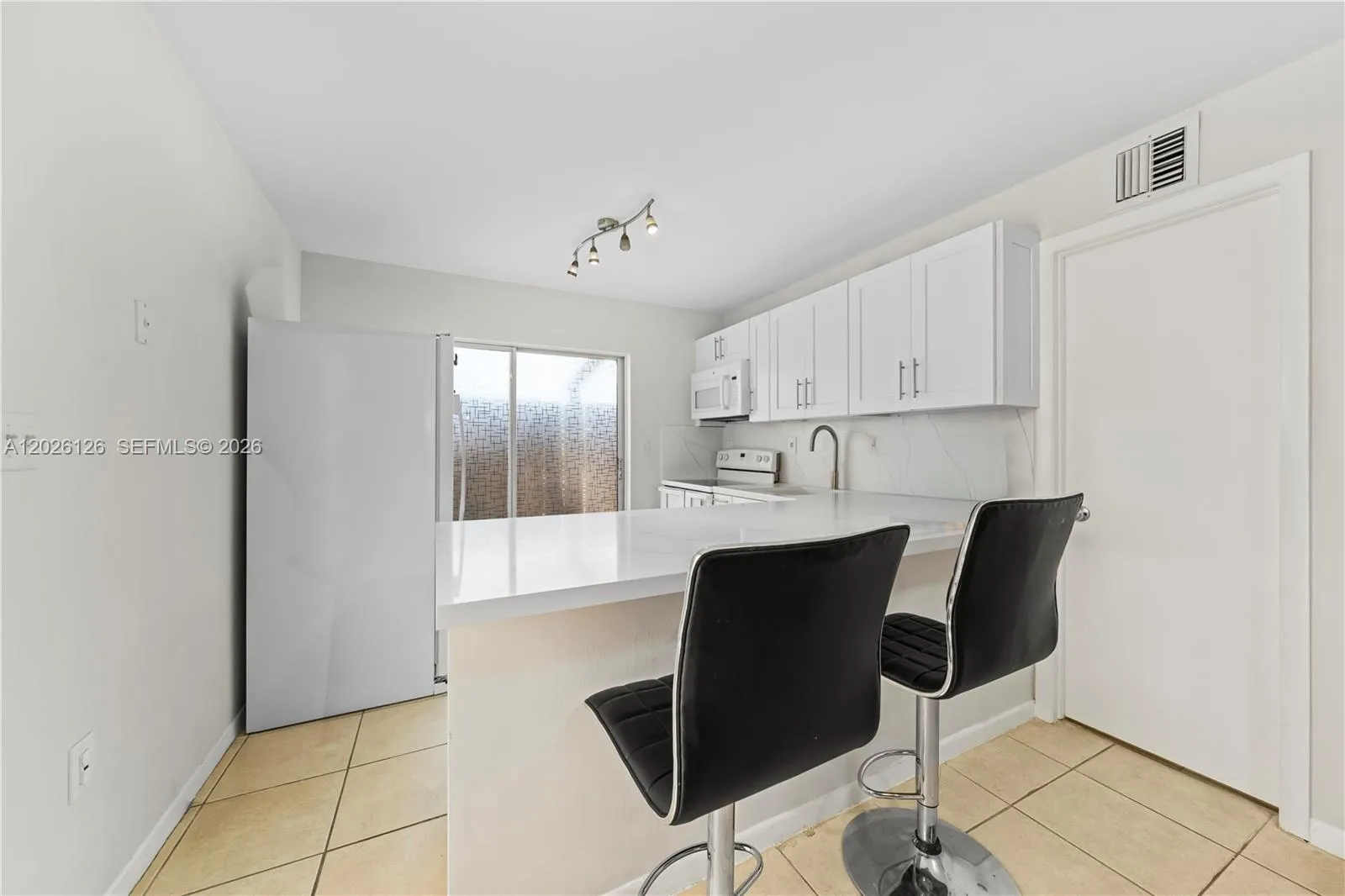 9011 NE 4th Ave Rd # 9011, Miami Shores FL 33138