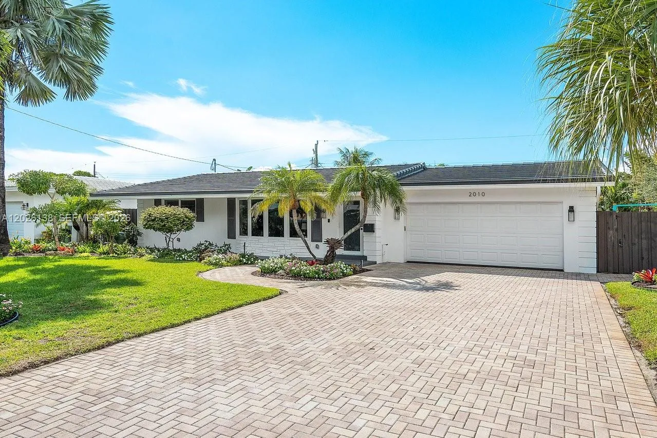 2010 NE 57th St, Fort Lauderdale FL 33308