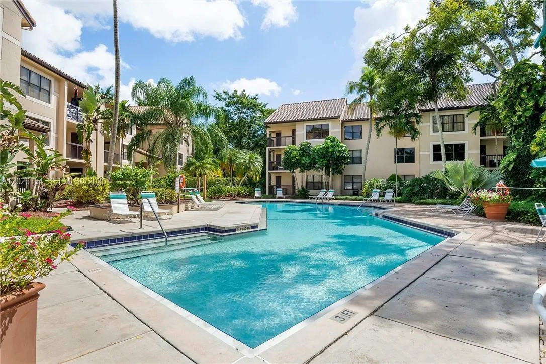 4261 W Mcnab Rd # 15, Pompano Beach FL 33069