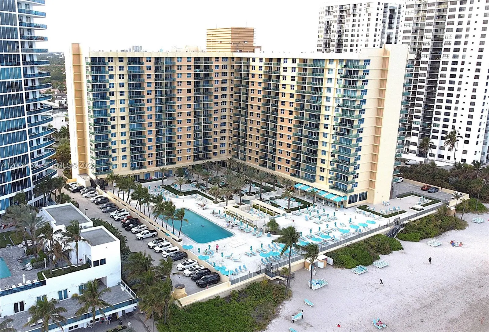 2501 S OCEAN DR, Hollywood FL 33019