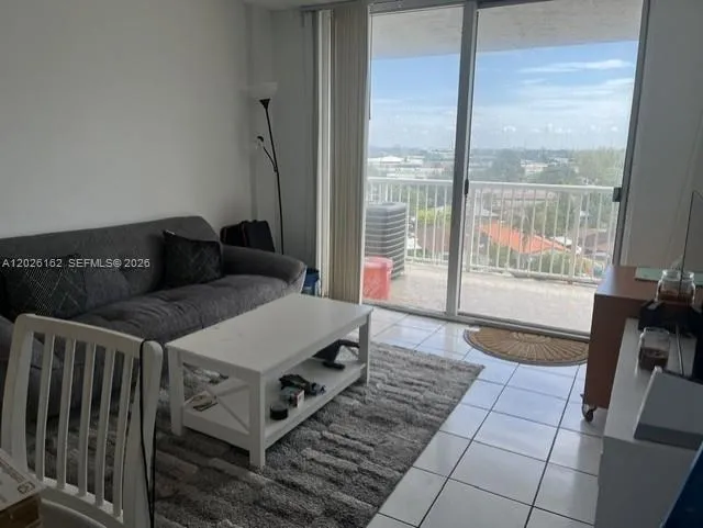 1800 NW 24th Ave # 705, Miami FL 33125
