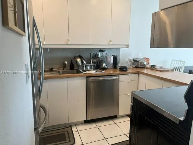 1800 NW 24th Ave # 705, Miami FL 33125