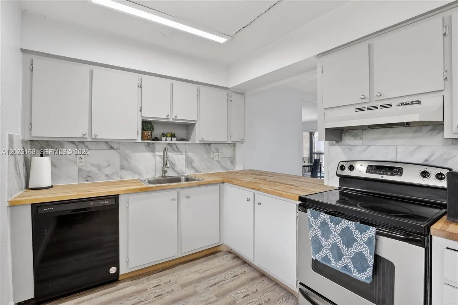 7020 Nova Dr # 308D, Davie FL 33317