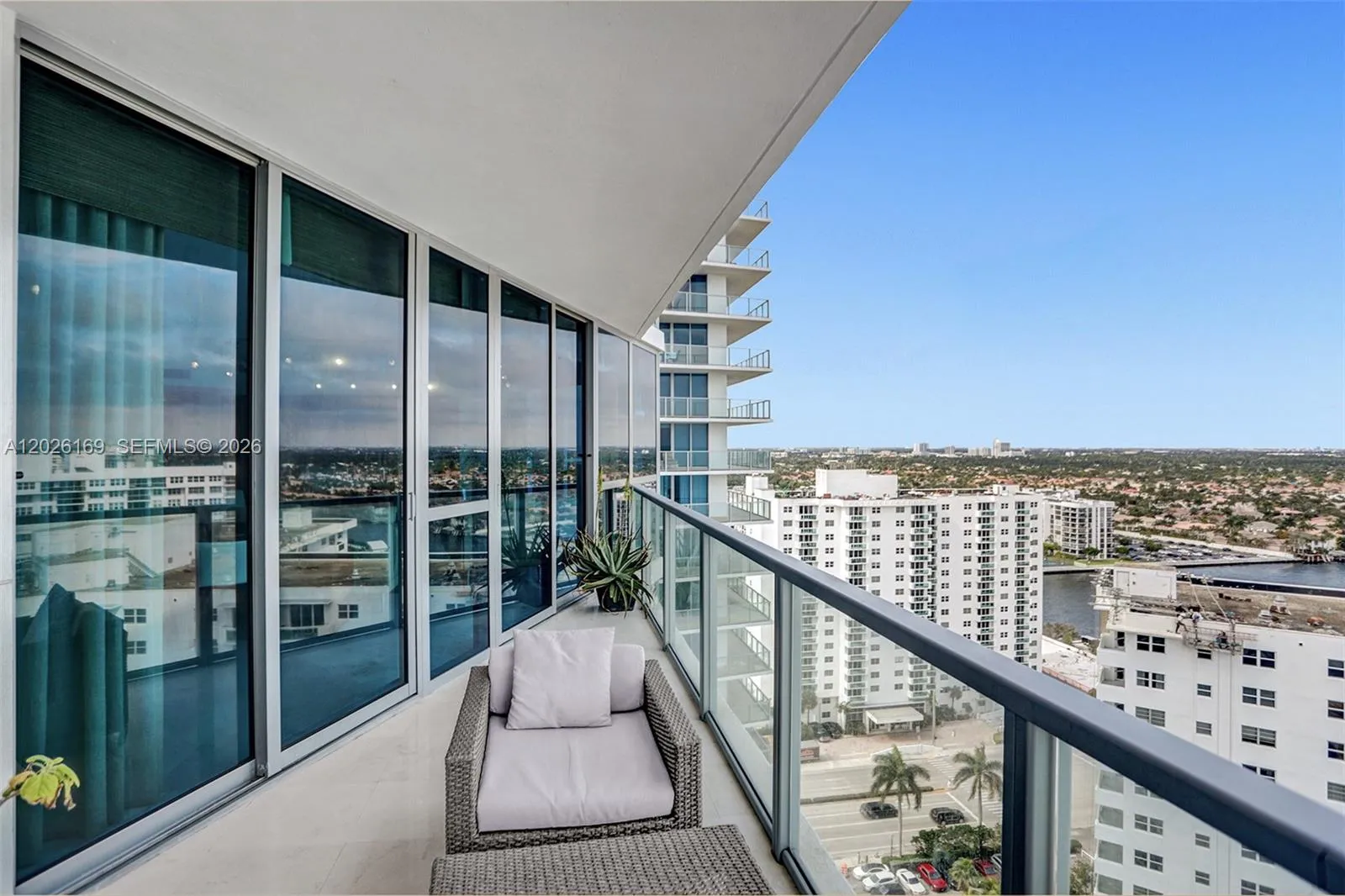 3101 S Ocean Dr, Hollywood FL 33019