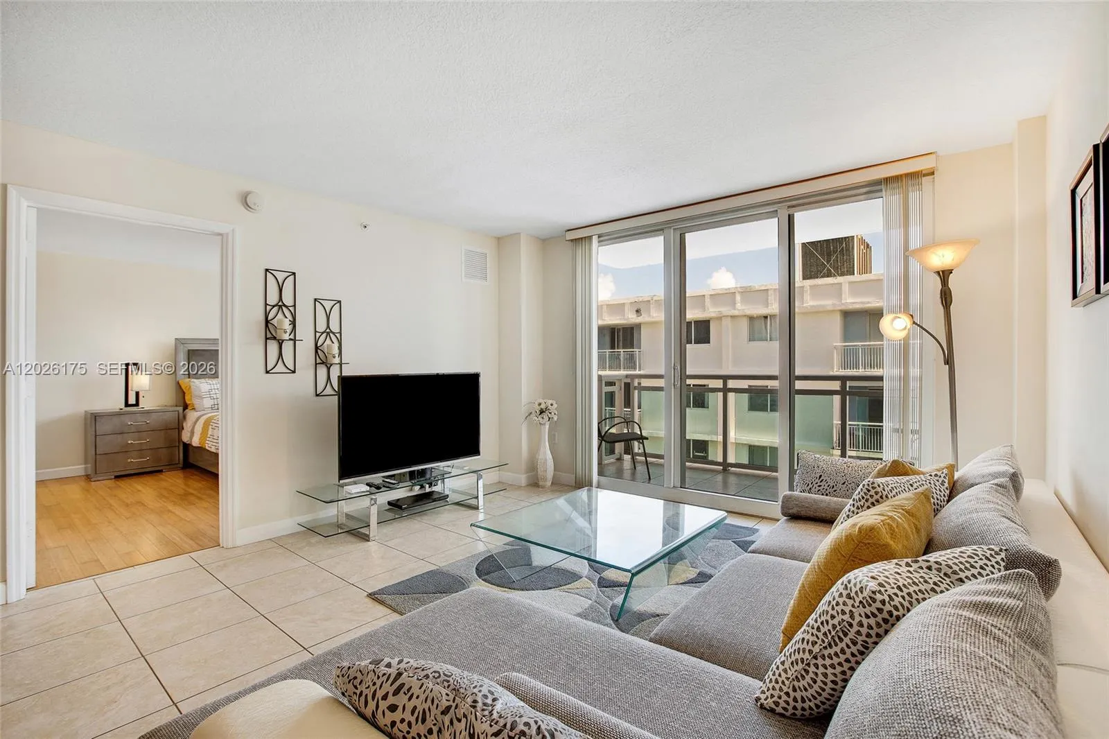 6917 Collins Ave # 1608, Miami Beach FL 33141