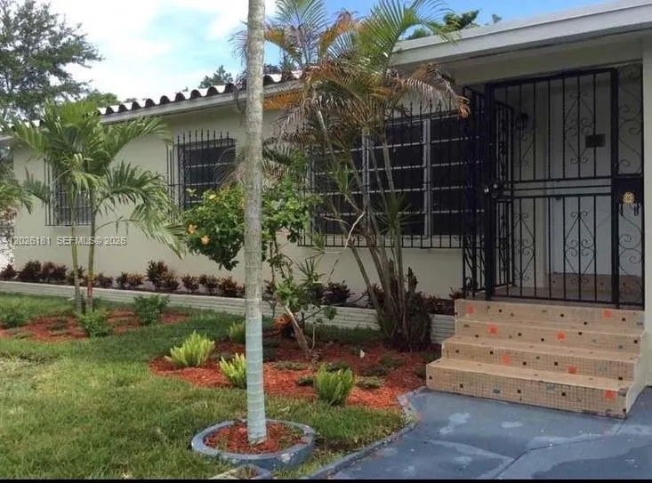 730 NE 139 ST, North Miami FL 33161
