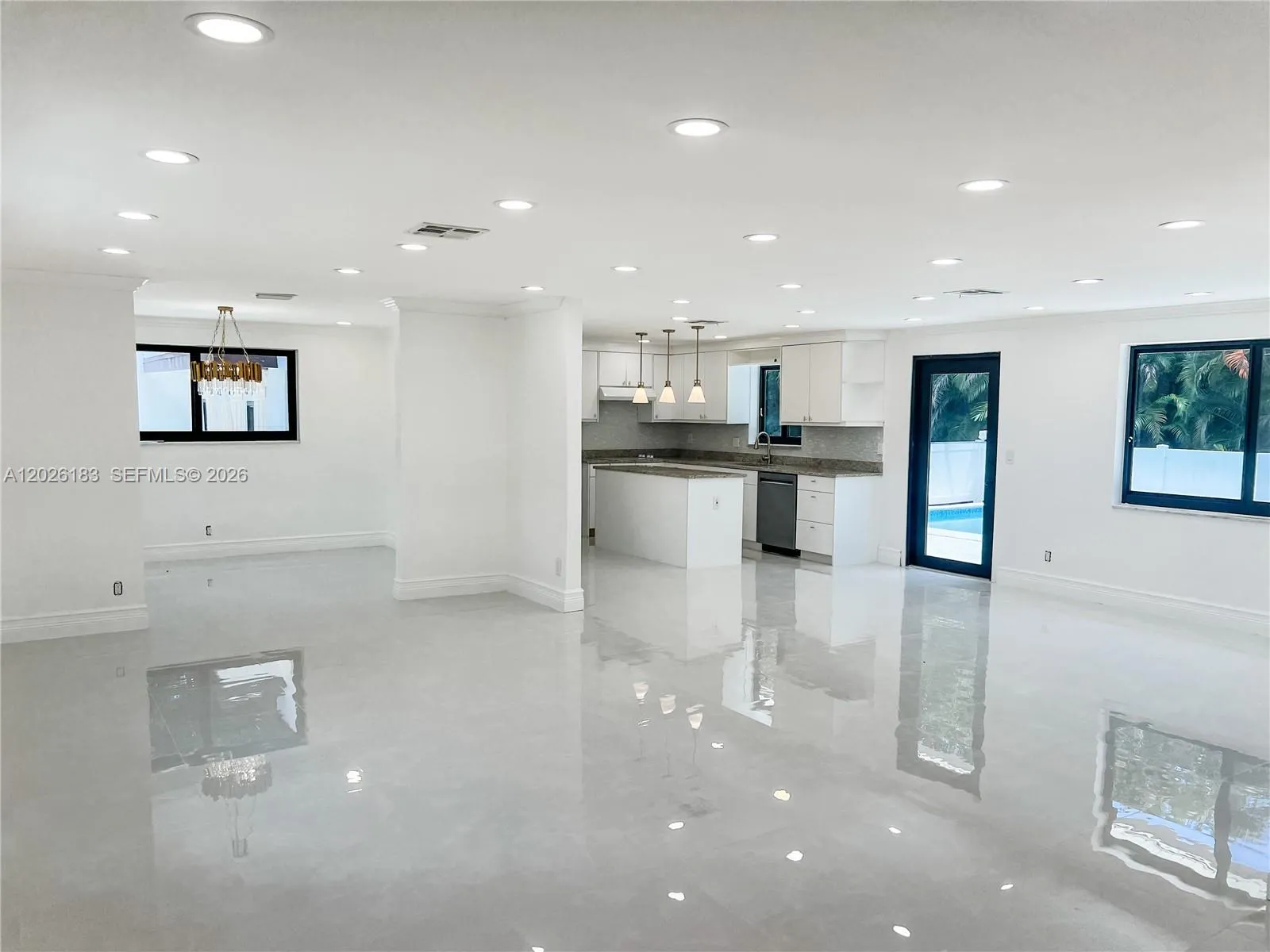 12200 NW 20th Ct, Plantation FL 33323
