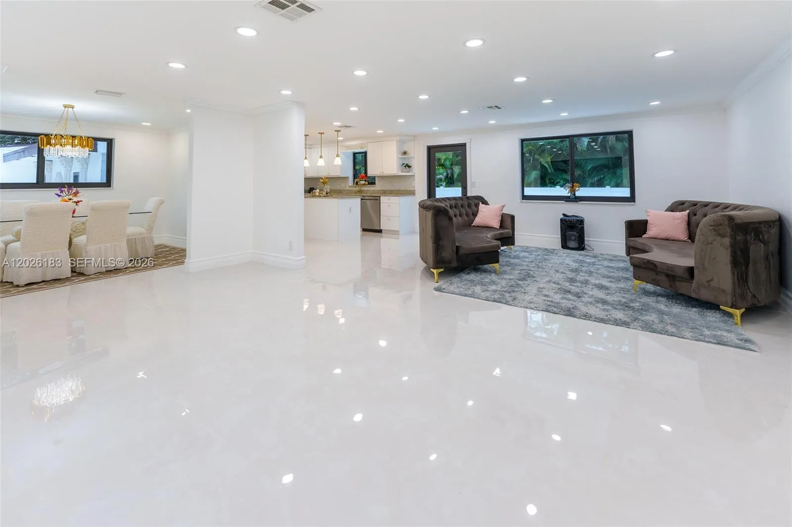 12200 NW 20th Ct, Plantation FL 33323