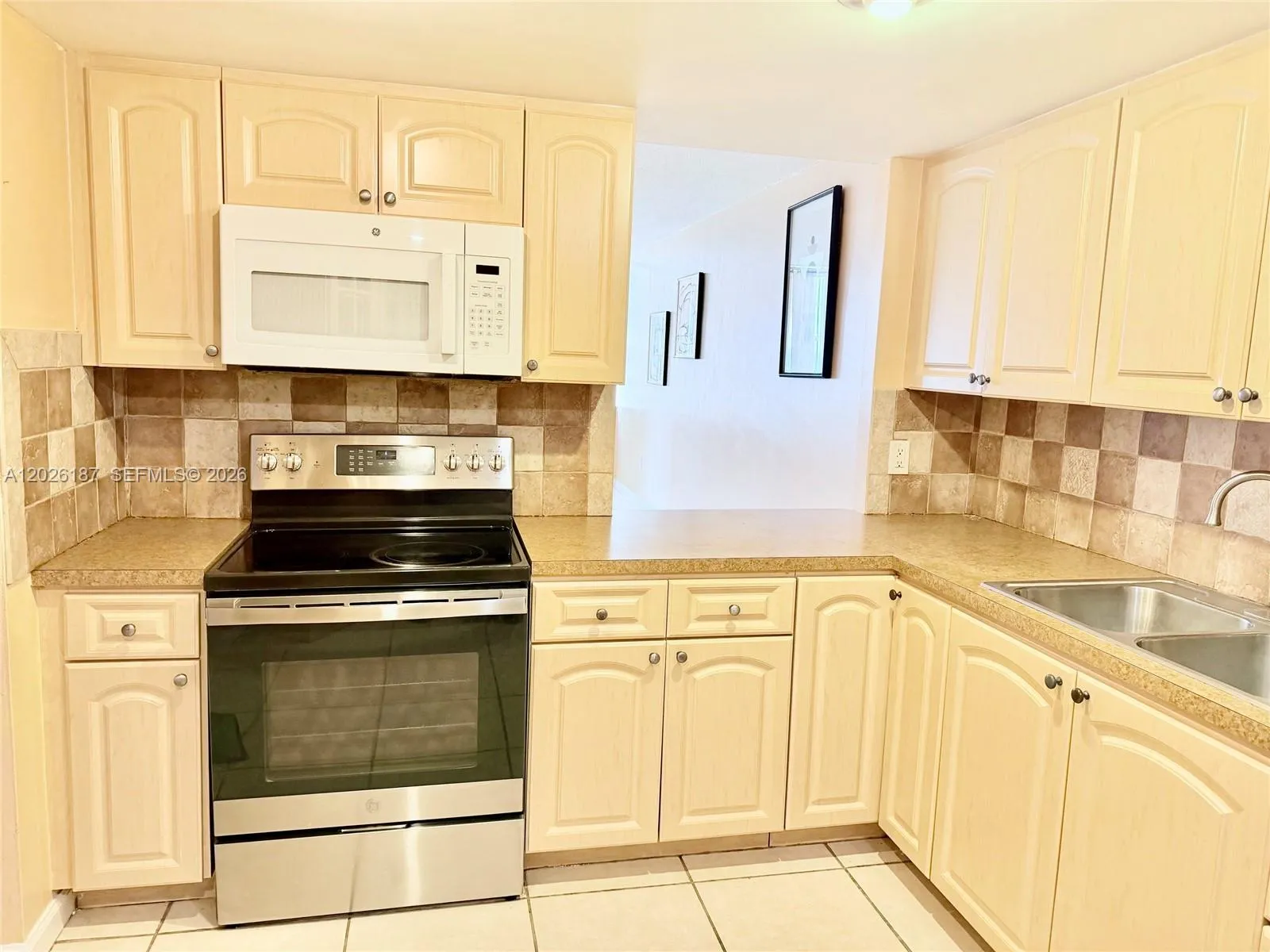 1301 NE Miami Gardens Dr # 711W, Miami FL 33179