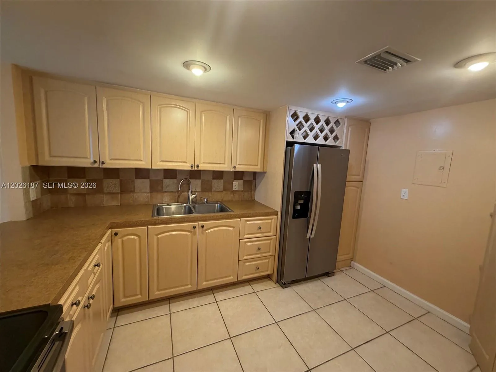 1301 NE Miami Gardens Dr # 711W, Miami FL 33179