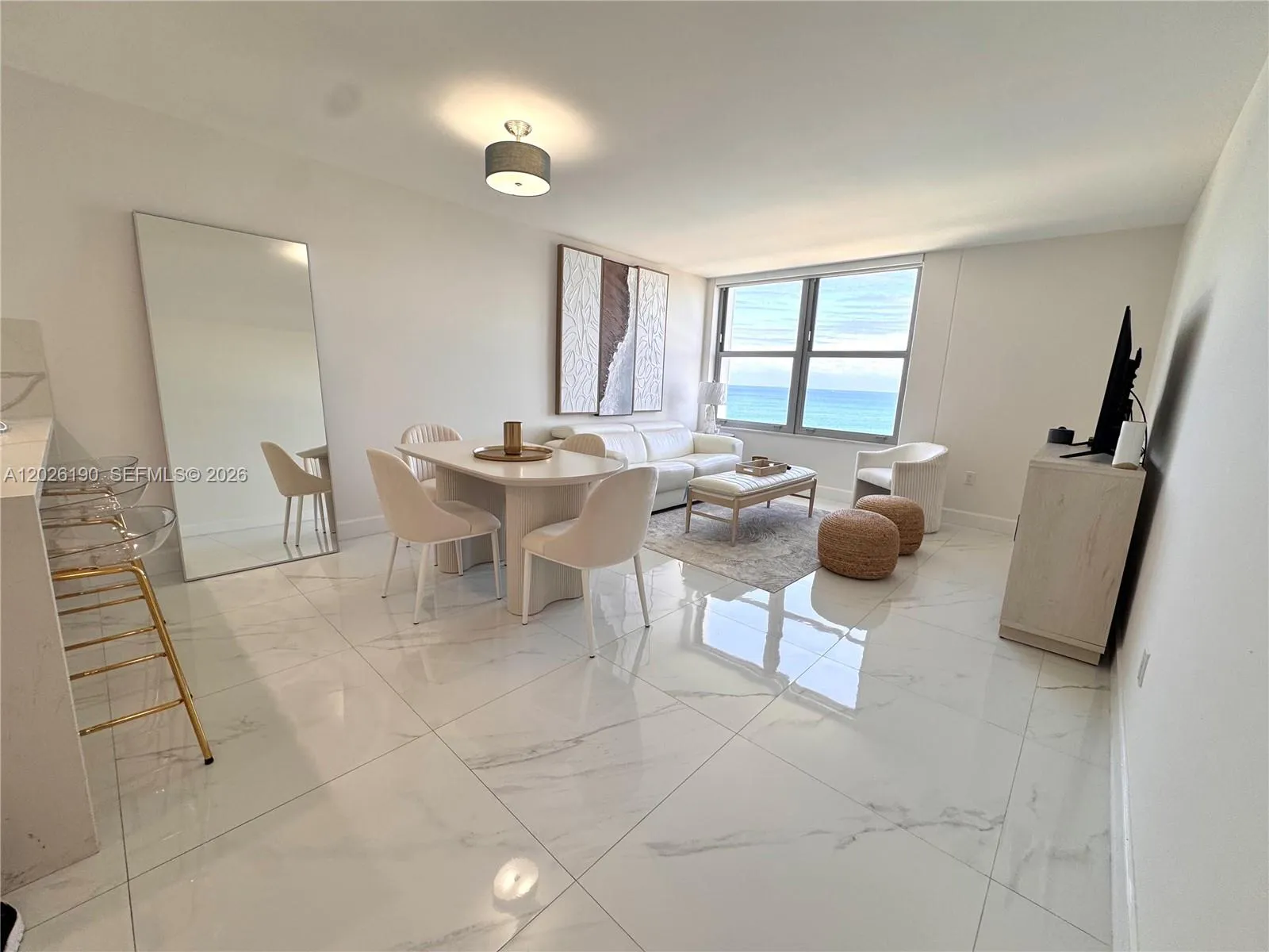 2899 Collins Ave # 1037, Miami Beach FL 33140