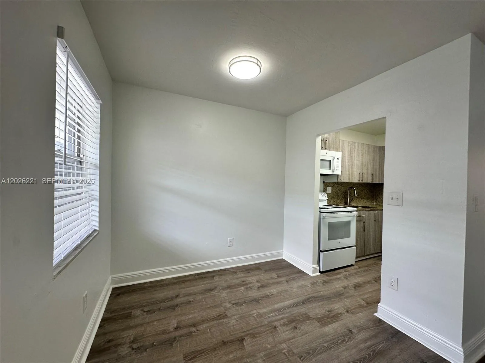 2910 Pierce St # 209, Hollywood FL 33020