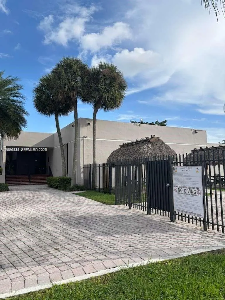 8420 SW 133rd Ave Rd # 307, Miami FL 33183