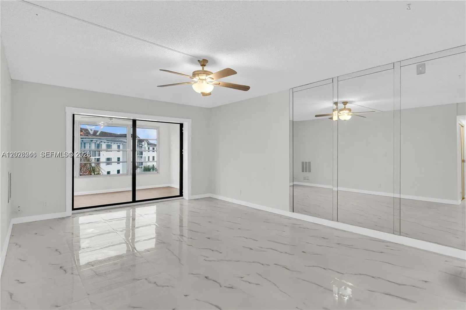 9355 SW 8th St # 425, Boca Raton FL 33428