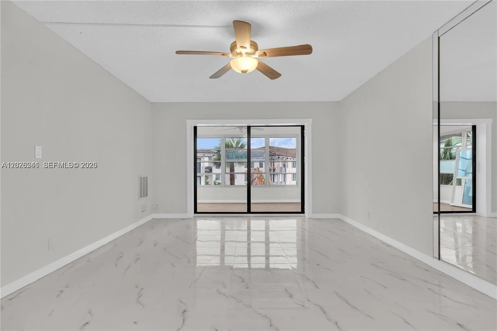 9355 SW 8th St # 425, Boca Raton FL 33428