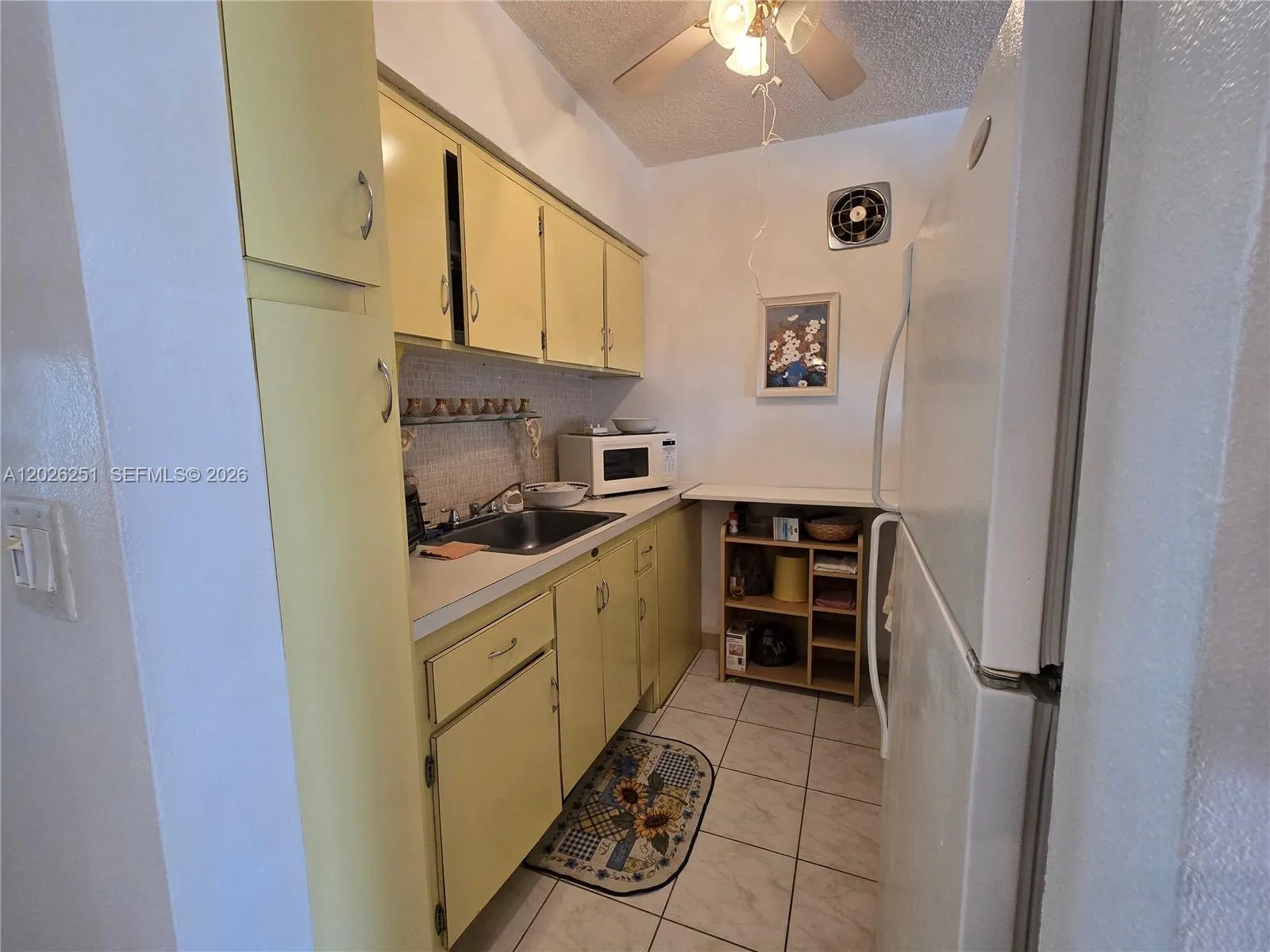 820 SW 11 Street # 4B, Hallandale Beach FL 33009