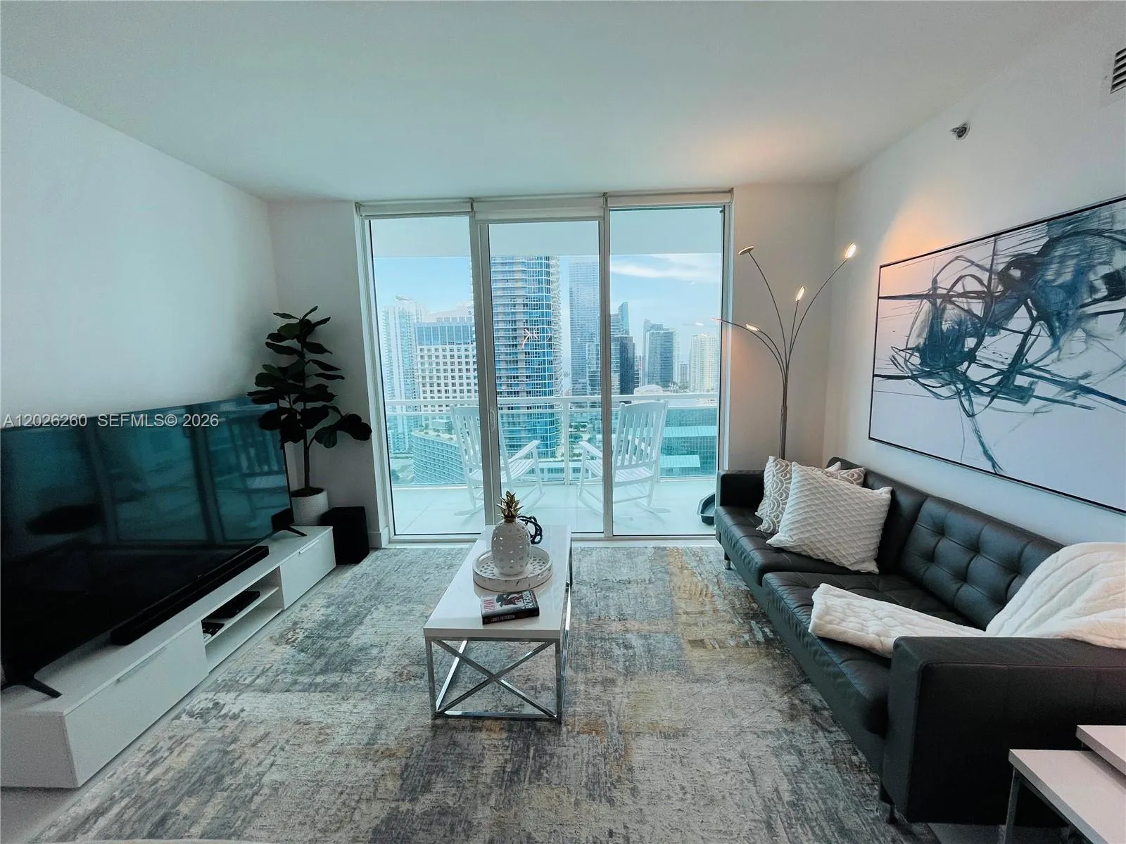950 Brickell Bay Dr # 3207, Miami FL 33131
