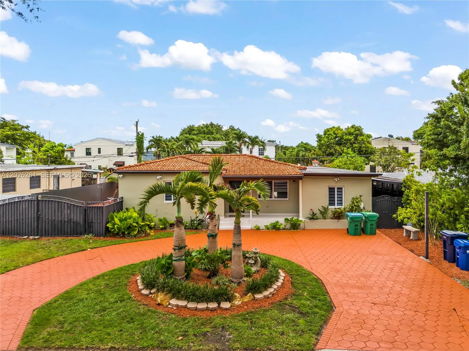 6250 SW 20 ter, Miami FL 33155