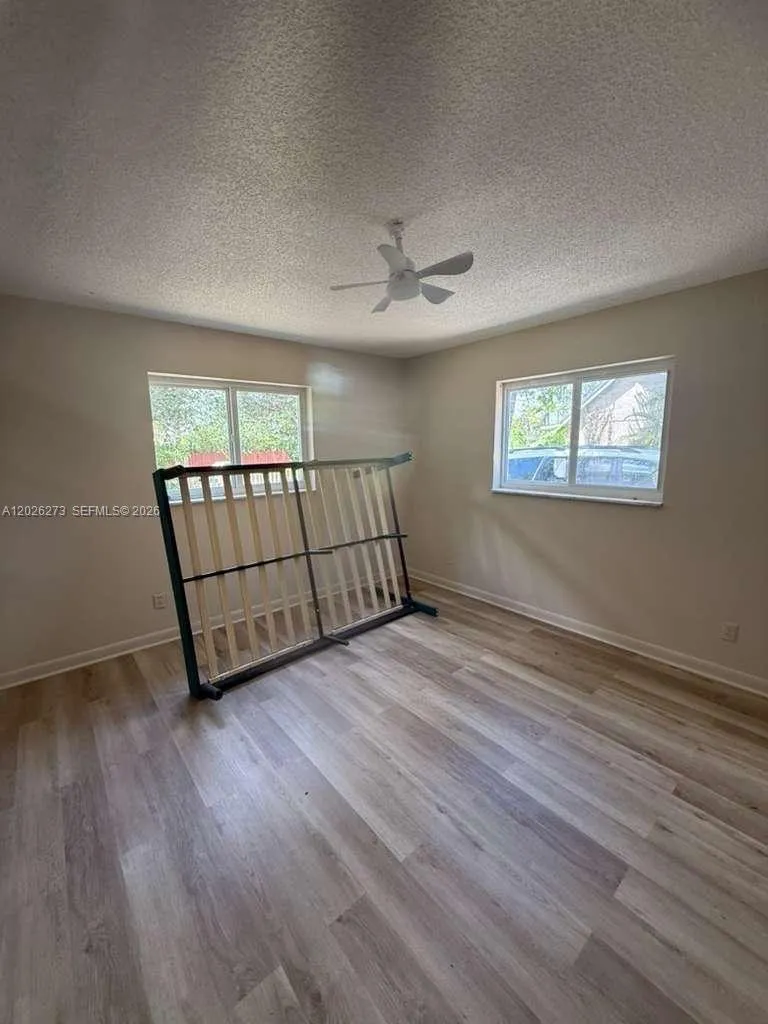 3850 SW 59th Ter, Davie FL 33314