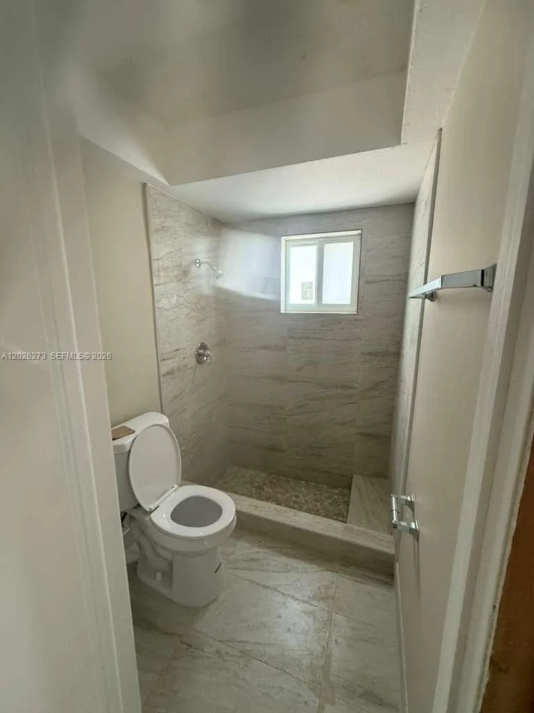 3850 SW 59th Ter, Davie FL 33314