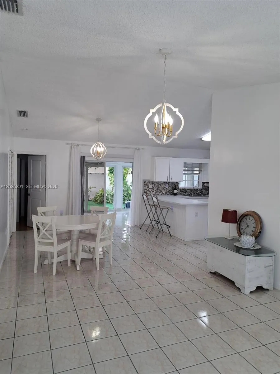 15050 SW 63rd St # 0, Miami FL 33193