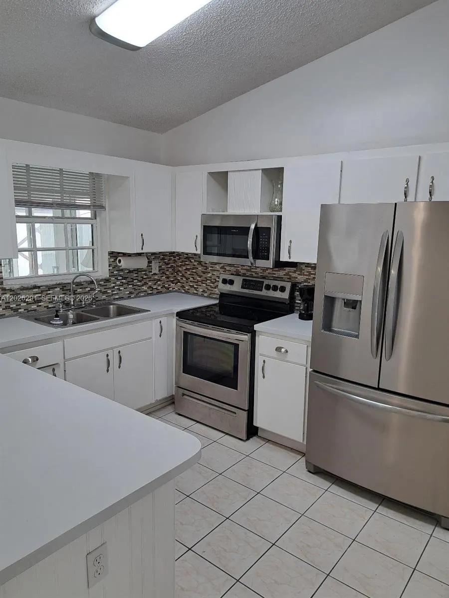 15050 SW 63rd St # 0, Miami FL 33193