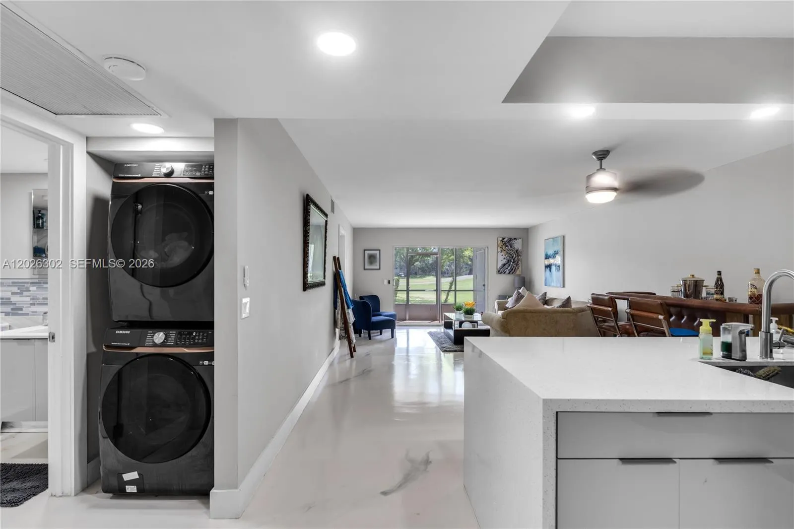 900 SW 128th Ave # 105D, Pembroke Pines FL 33027
