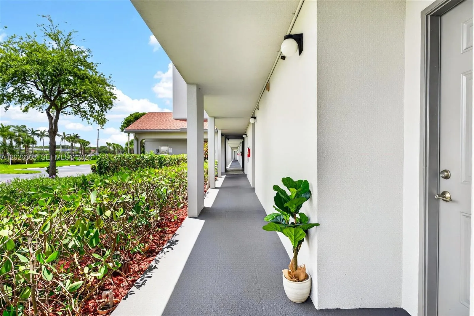 1400 SW 124th Ter # 111Q, Pembroke Pines FL 33027