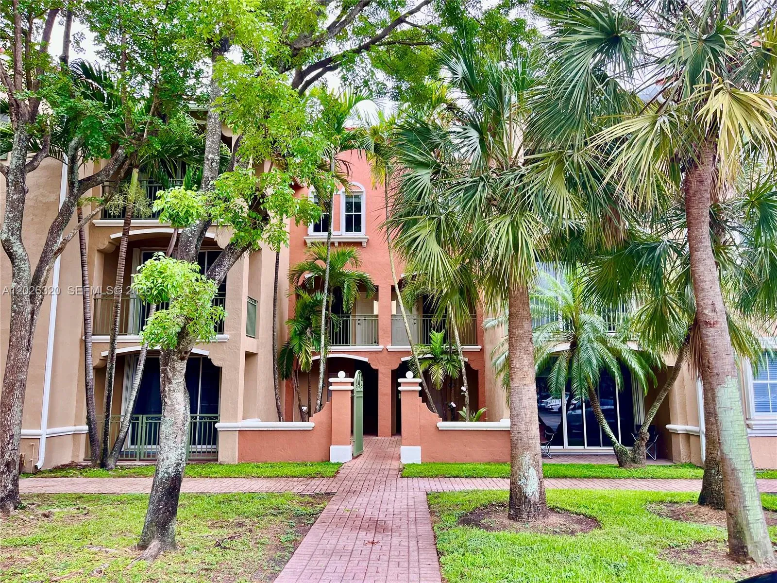 6540 NW 114th Ave # 1426, Doral FL 33178