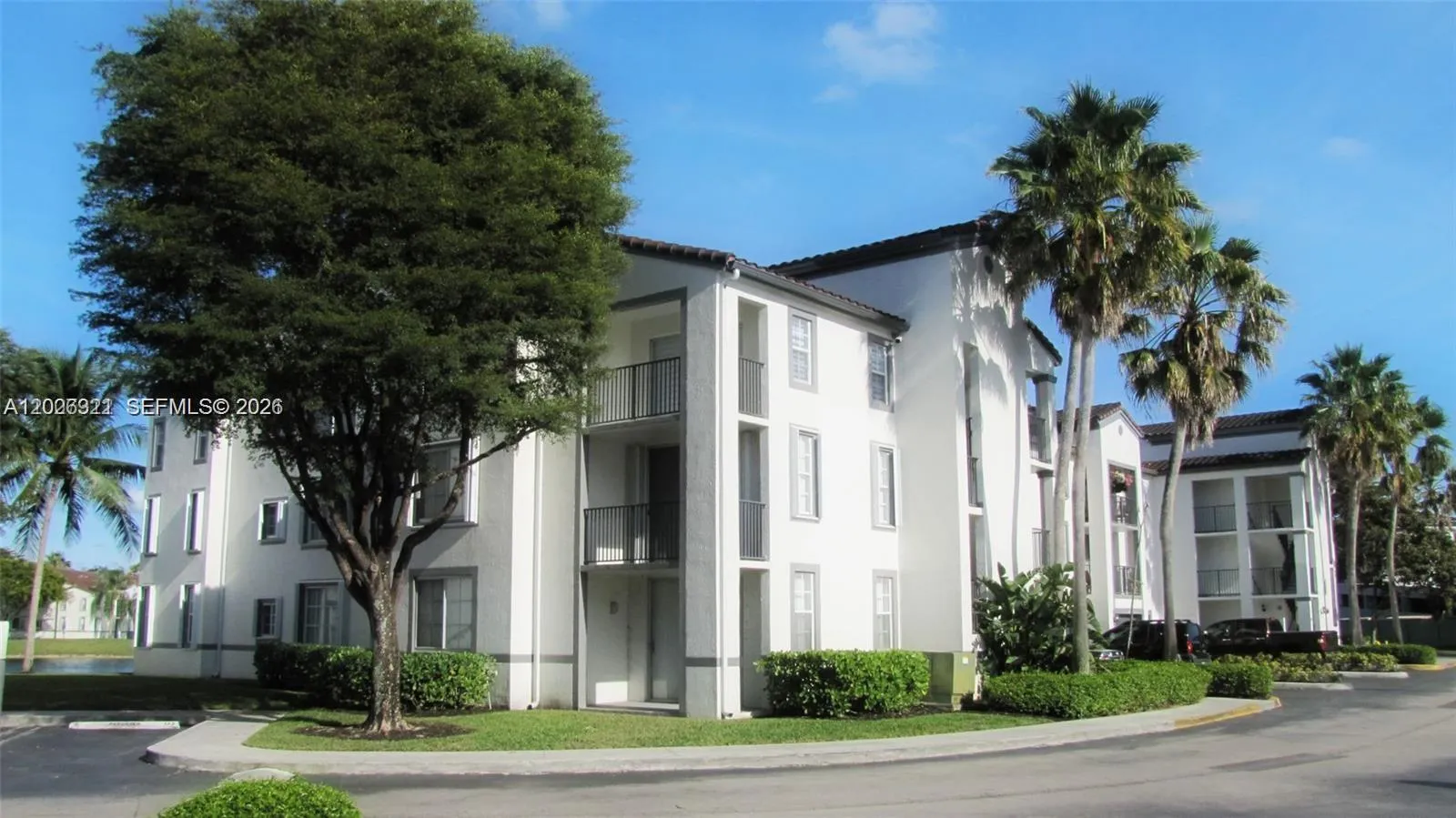 4400 NW 107th Ave # 301, Doral FL 33178