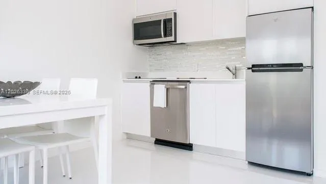 801 15th St # 208, Miami Beach FL 33139