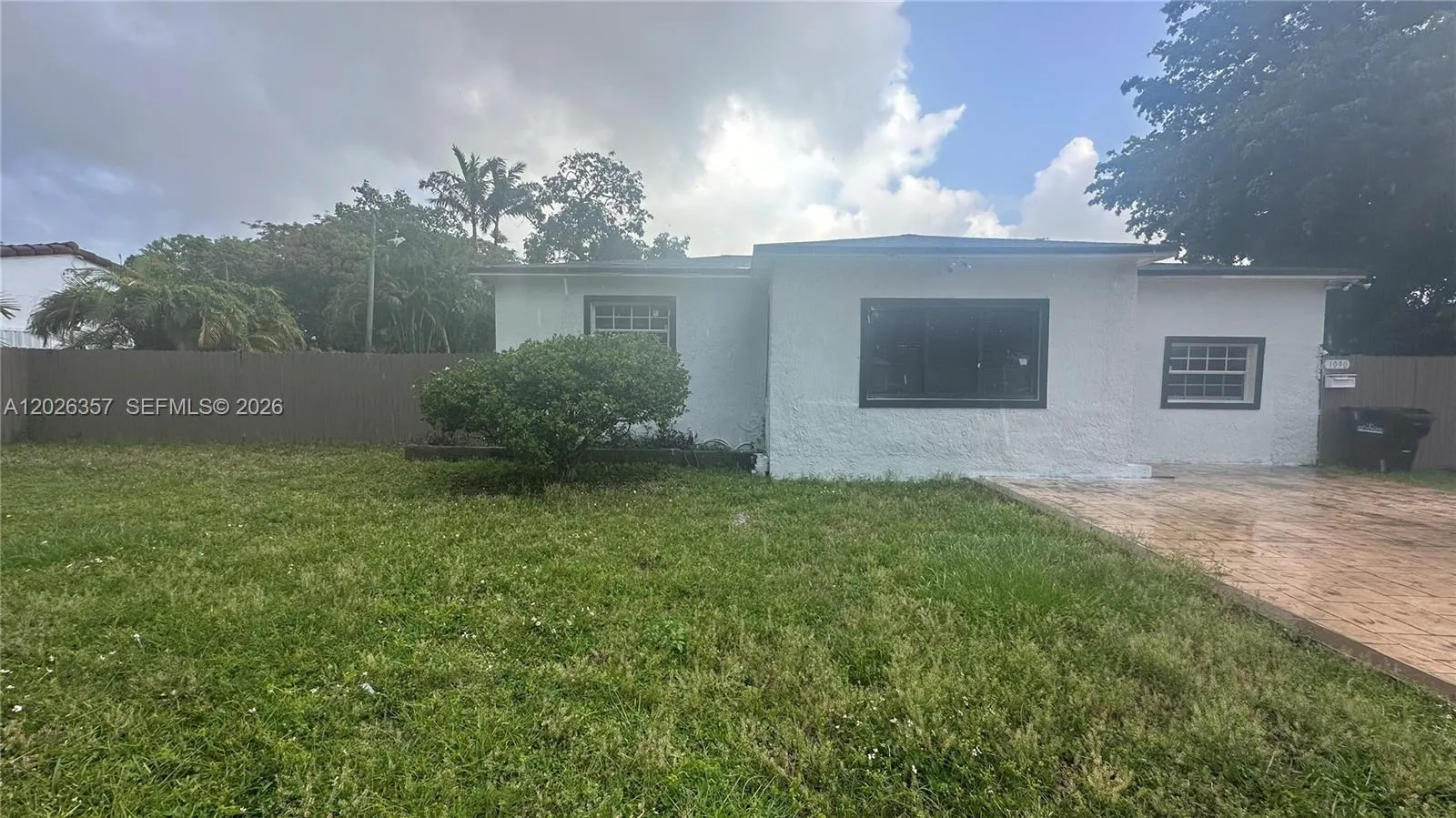 1090 NW 134th St, North Miami FL 33168