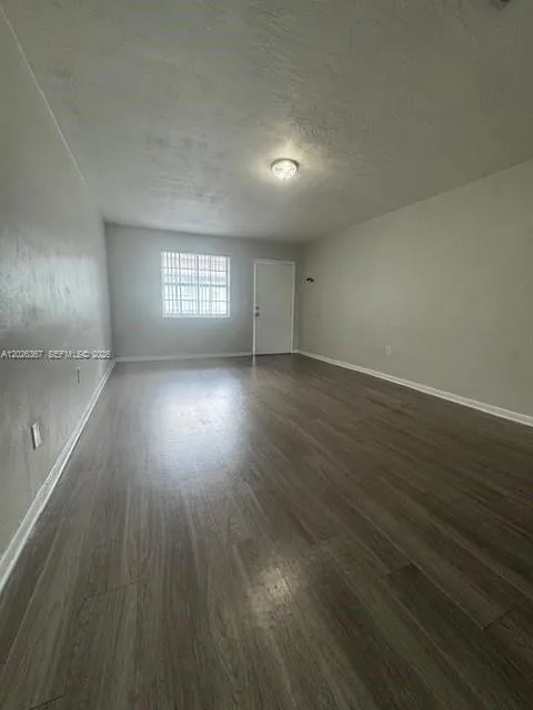 199 W 29th St # 12, Hialeah FL 33012