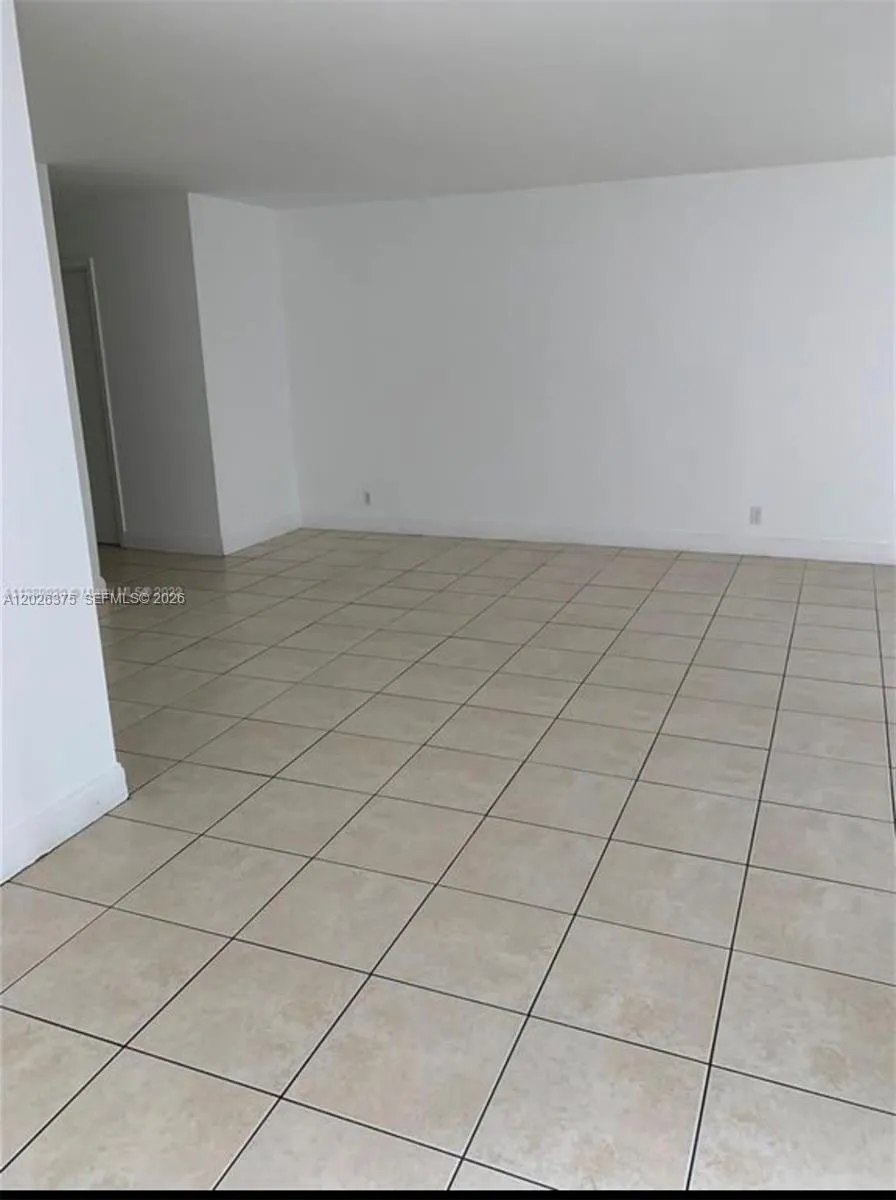 18101 NW 68th Ave # D202, Hialeah FL 33015