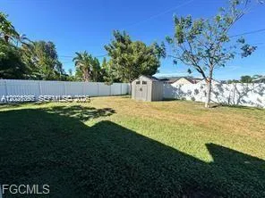 209 SE 26th Ter, Cape Coral FL 33904