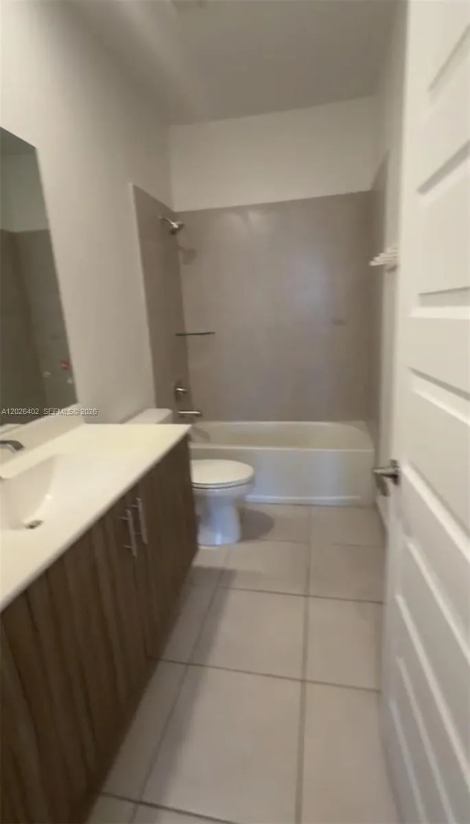 15815 NW 91st Ct, Miami Lakes FL 33018