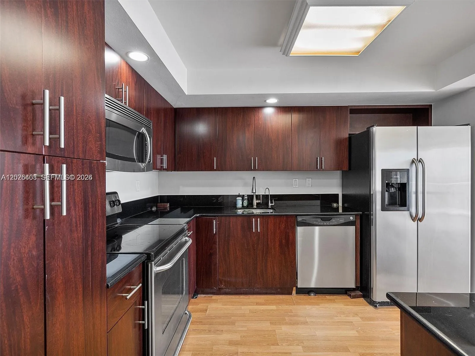 18021 Biscayne Blvd # 603, Aventura FL 33160