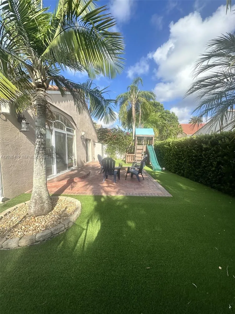 19213 SW 4th St # 0, Pembroke Pines FL 33029