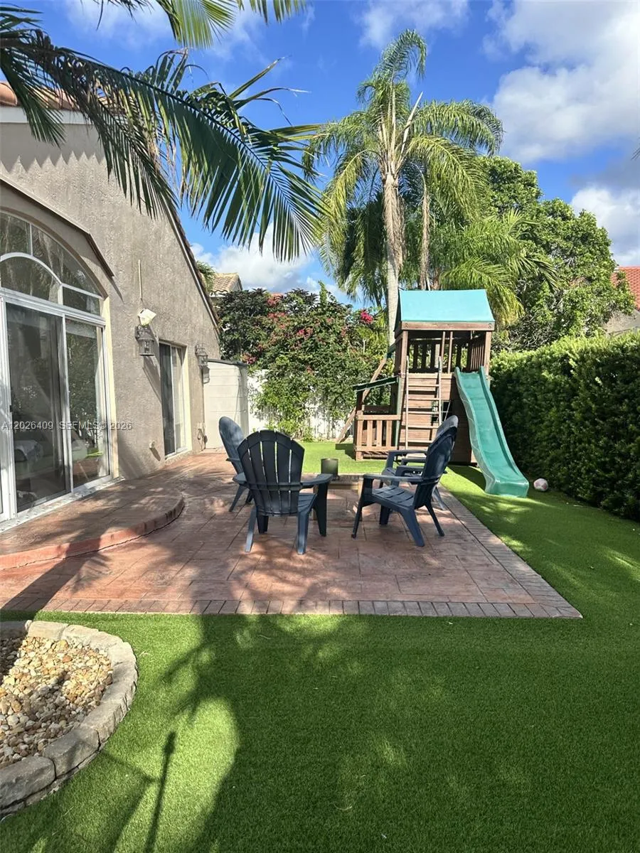 19213 SW 4th St # 0, Pembroke Pines FL 33029