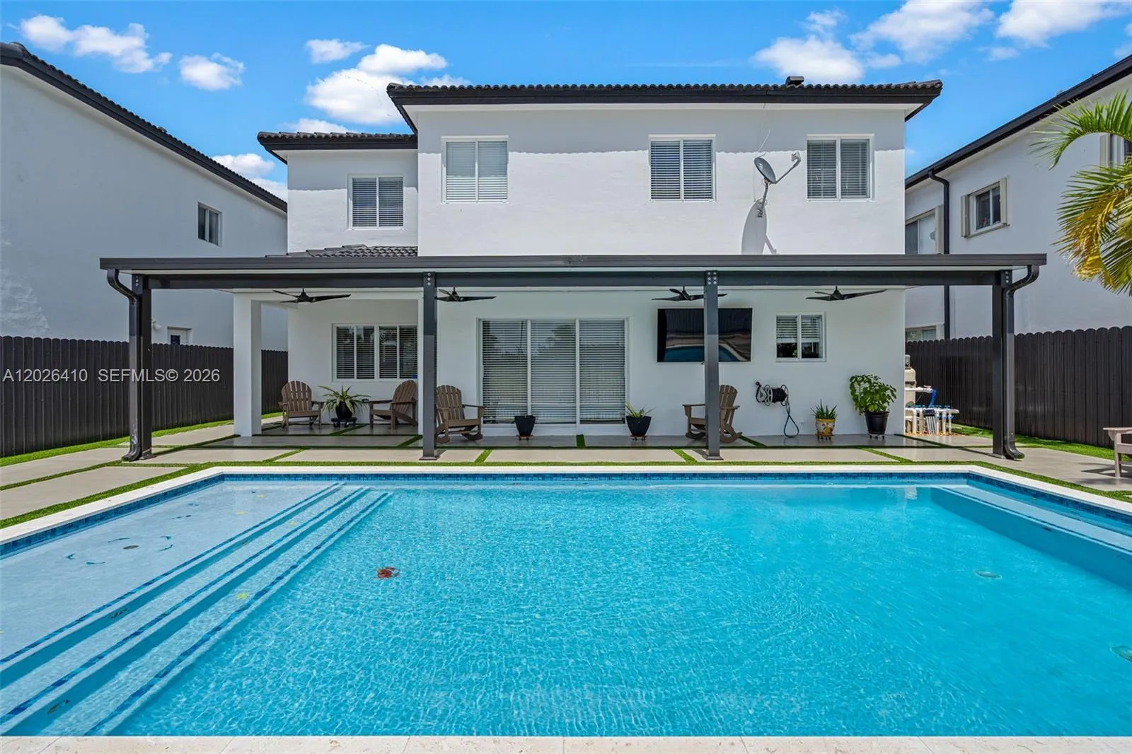 4 bedroom 2 bath for sale at 1680 SW 154th Path, Miami FL 33185